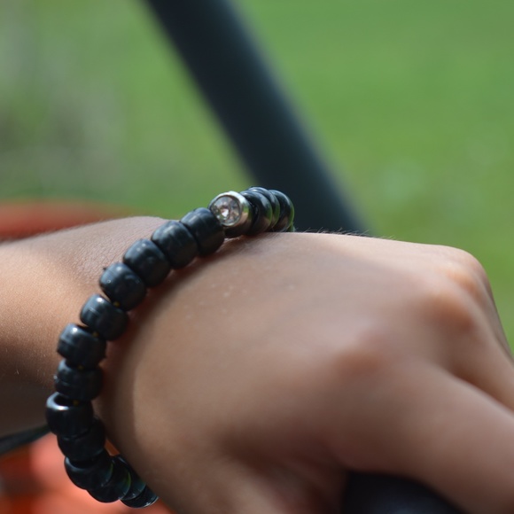 Black Braclet!! - Picture 4 of 4